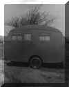 Thumbnail image of an unknown caravan type. Click here for a larger image that will open a new window. 