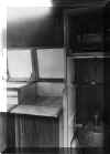 Thumbnail image of the inside of the more stylish but unknown caravan type. Click here for a larger image that will open a new window. 