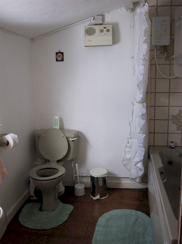 Pentre Cottage - Bathroom